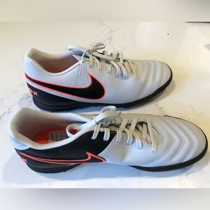 NWT Nike Tiempo Sneakers